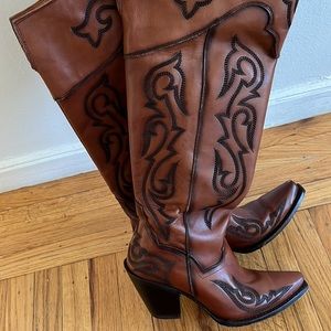 Beautiful Women's Leather Seductress Boots. Brand: Dan Post, SIZE 10